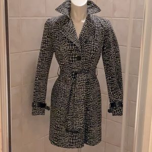 Stunning black and white giraffe print coat.